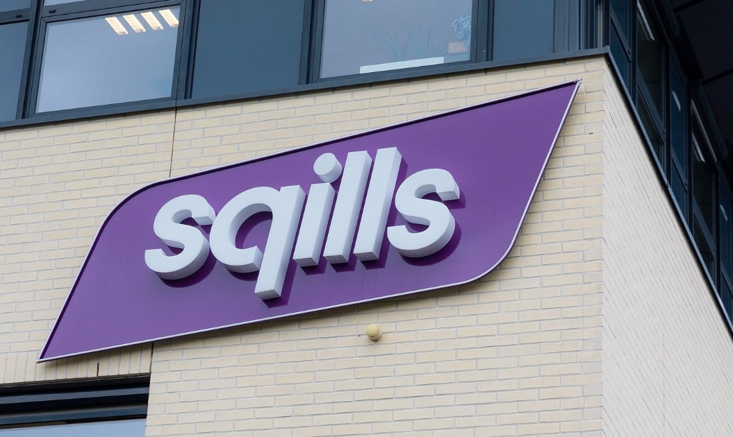 sqills sign on a building