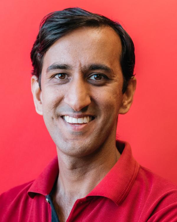 Paras Wadehra headshot
